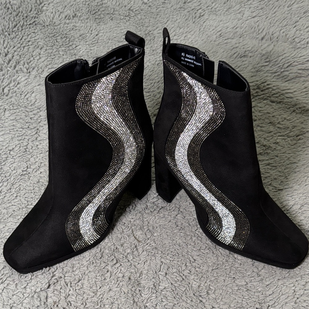 Elegant Black Ankle Boots with Silver Accents